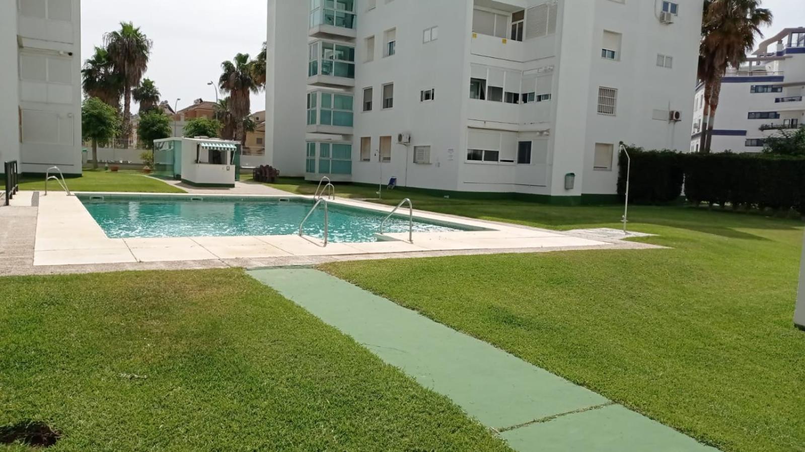 Atico Valdelagrana Playa - Aire Acondicionado Y Piscina Apartment El Puerto de Santa Maria Luaran gambar